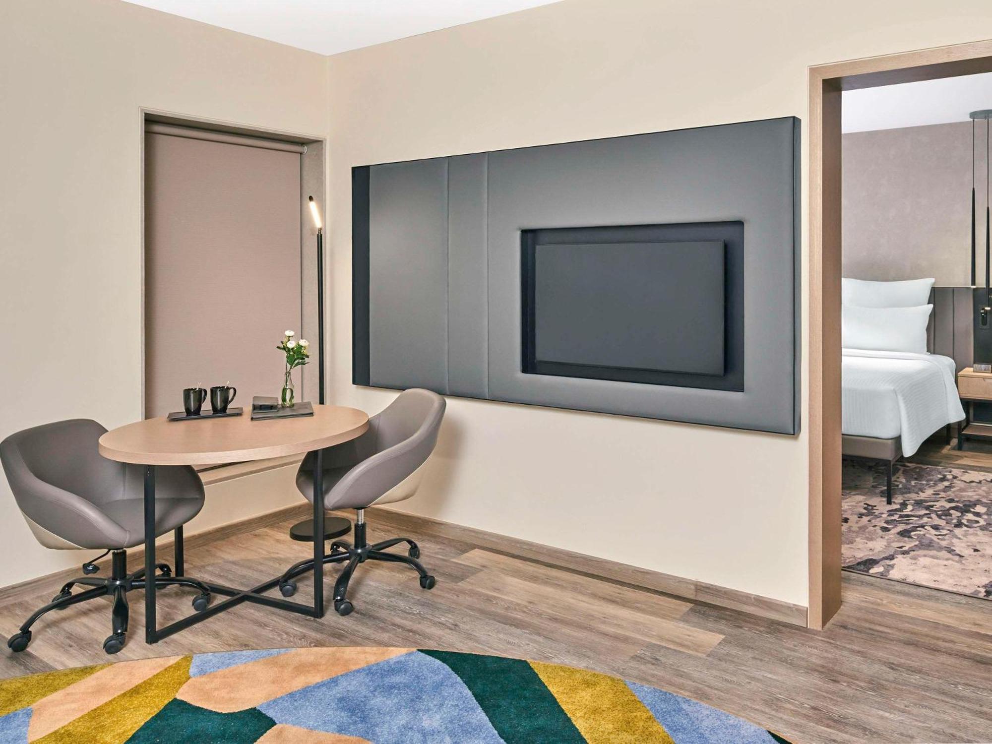 Novotel Mumbai International Airport 외부 사진 A room at the hotel