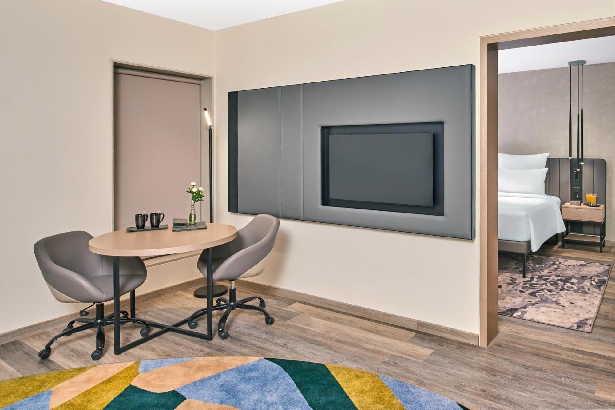 Novotel Mumbai International Airport 외부 사진 A room at the hotel